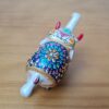 Elefante de metal esmaltado com técnica Cloisonné branco azul color 10cm