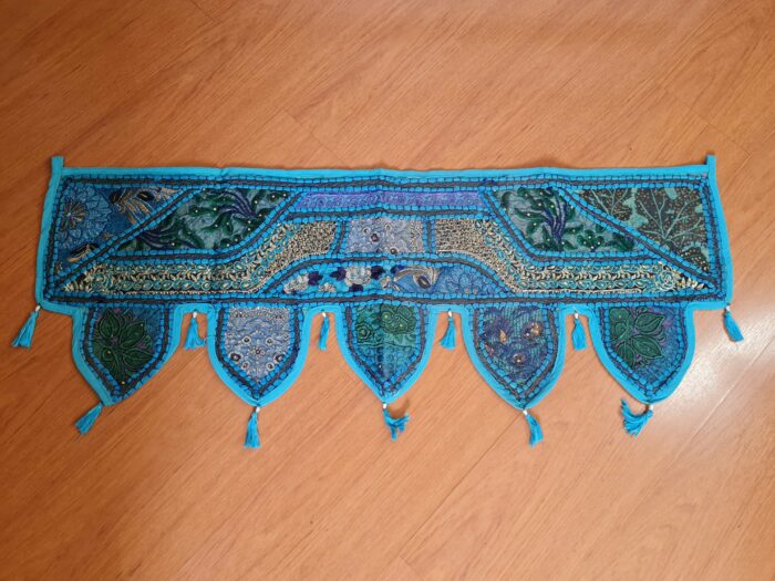 bandô de porta indiano (toran) em patchwork, cor azul e colorido