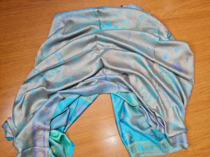 Echarpe indiana  dupla face viscose luxuosa estampa paisleys azul