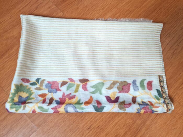 Pashimina indiana de cashmere estampa floral e listrado
