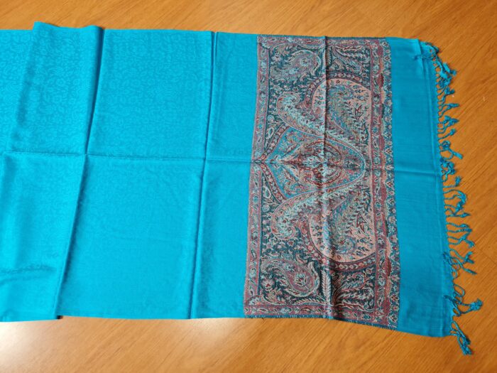 Pashimina indiana estampada de viscose com faixas estampadas paisley turquesa