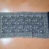 Echarpe indiana dupla face estampa Paisley preto e bege