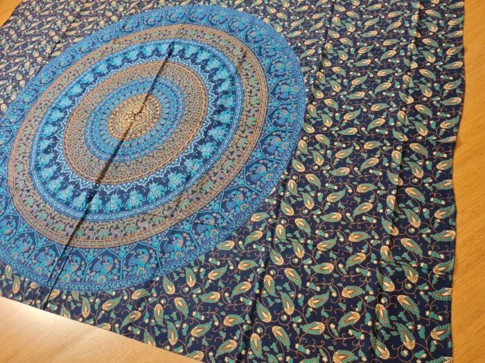Panô indiano de algodão estampa de mandala verde e azul 2,0m