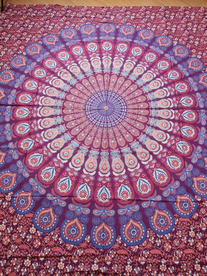 Colcha indiana com 2 fronhas Mandala cores quentes 2,40m