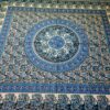 Colcha indiana ou painel de tecido decorativo, com belíssima estampa de mandala, com diversos tons entre preto, azul, creme.... De algodão com 2,40 x 2,10m.