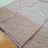 Pashimina indiana de cashmere estampa paisleys de creme e lilás