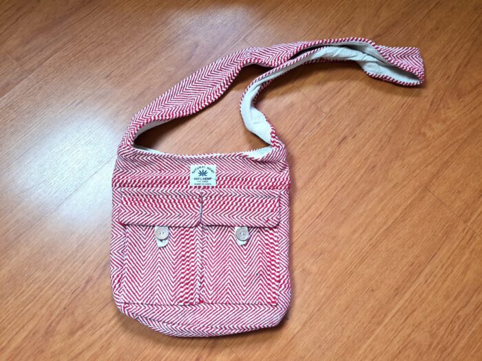 bolsa HEMP 100% cru com vermelho, fabricado no Himalaia