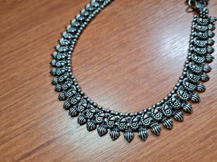 Tornozeleira indiana de prata alemã design tribal shell