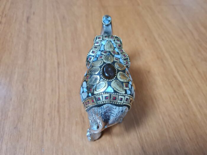 Elefante indiano de metal prateado mosaico de pedras naturais 12cm