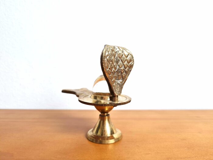 Shiva Lingam objeto de adoração ao Senhor Shiva metal com vidro