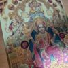 Folha laminada dourada Deusa Lakshmi Saraswati Ganesha e Lord Kubera 30 x 21 cm
