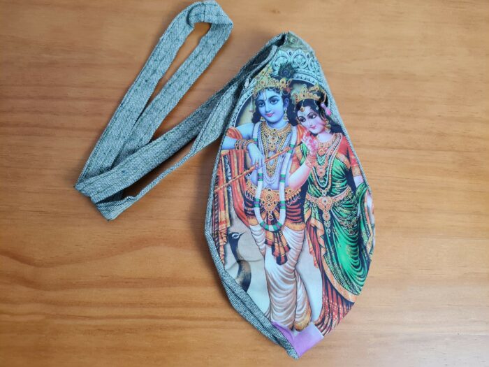 Bolsinha de japamala (bead bag) com estampa de Radha & Krishna em brim