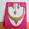 Conjunto clássico de semi joias indianas contendo colar, brincos e tika para testa. Banhado, alta qualidade, para uso em festas.