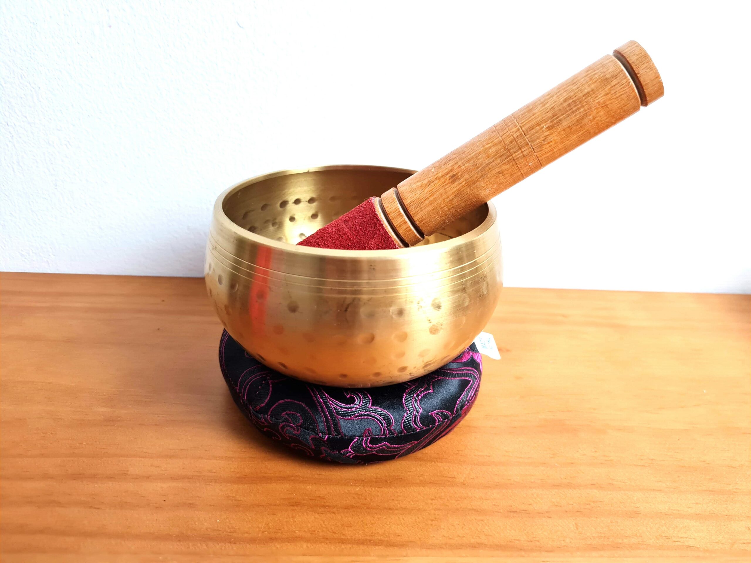 Tigela tibetana com 7 ligas de metal (11,5 cm) dourada almofada