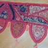 Bandô para porta indiano (Toran) bordado vermelho