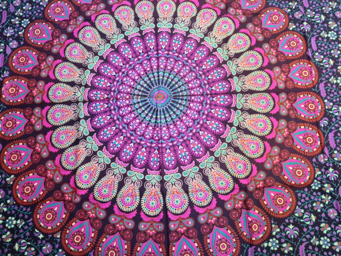 Panô indiano de algodão estampa de mandala marinho e rosa 2,10m