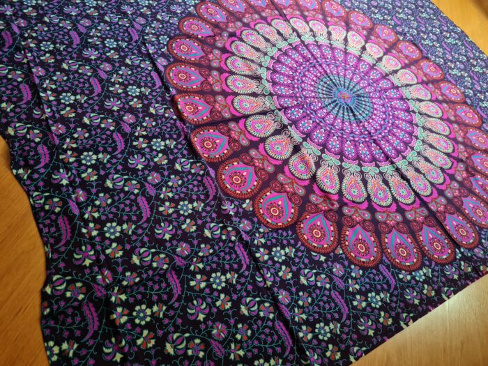 Panô indiano de algodão estampa de mandala marinho e rosa 2,10m