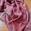 Echarpe indiana algodão com viscose estampa floral vermelho e tons claros
