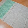 Pashimina indiana de cashmere lisa com faixas estampadas bege e verde