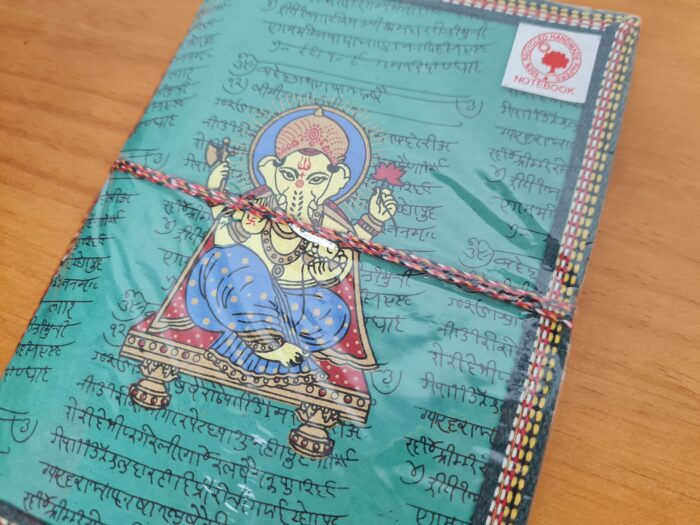 Caderno artesanal indiano estampa de Ganesha 20x15cm verde