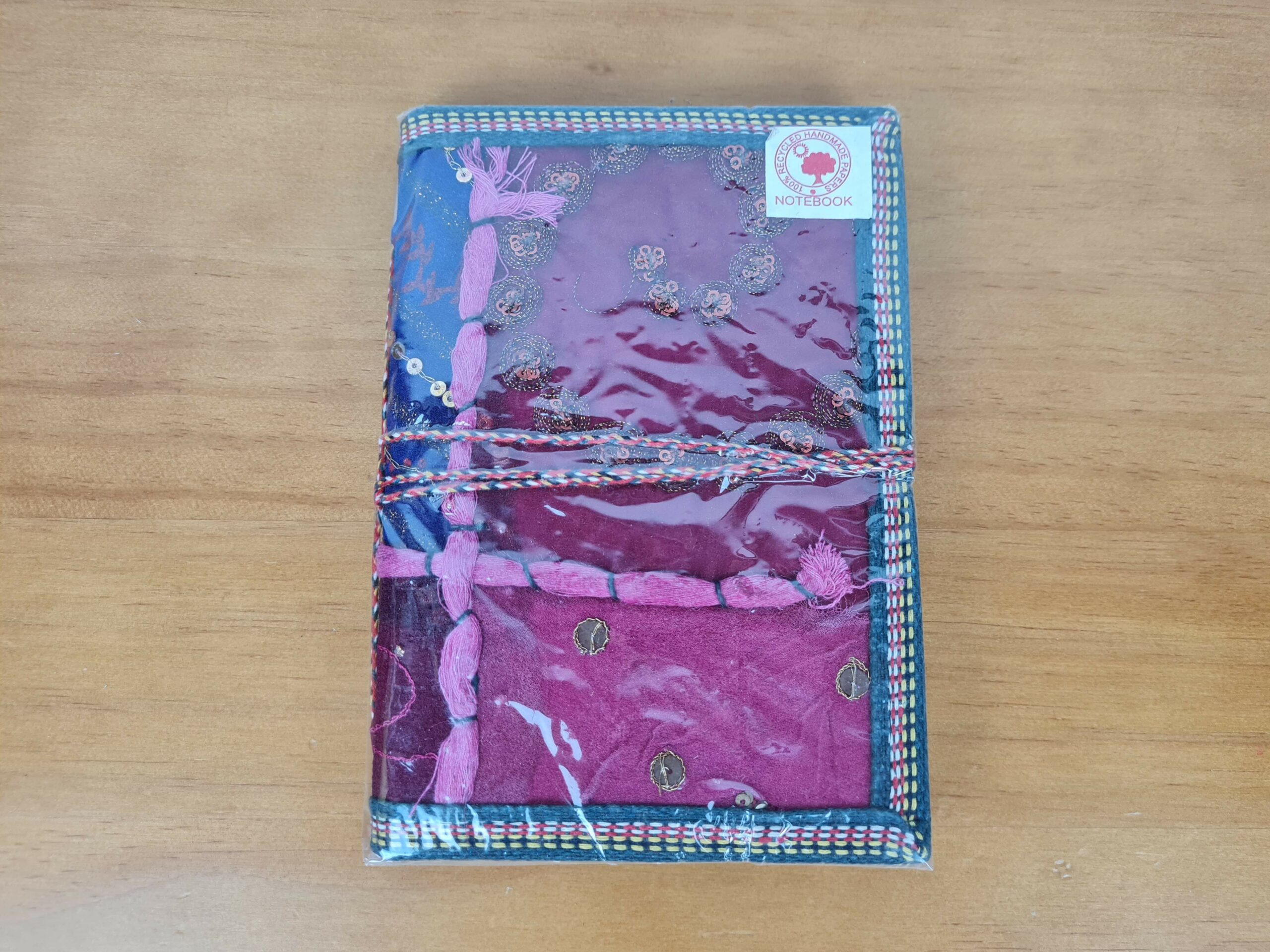 Caderno indiano artesanal estampa de Patchwork Hindu 18x13cm rosa