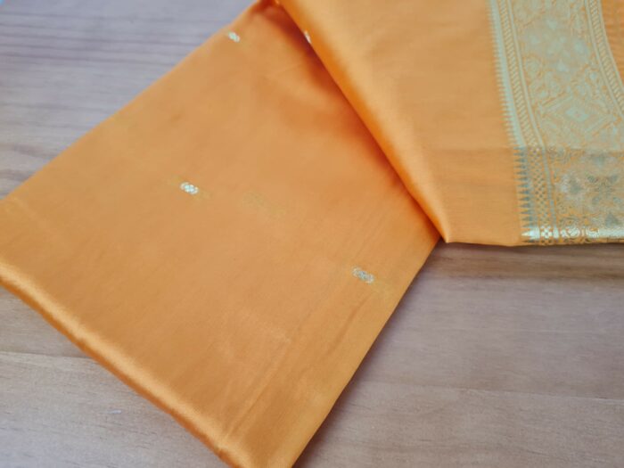 Sari indiano algodão com viscose liso laranja com barra de Jacquard dourado