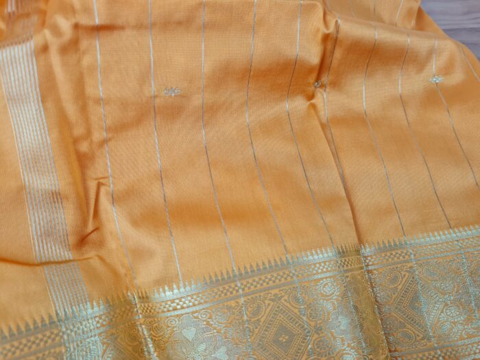 Sari indiano algodão com viscose liso laranja com barra de Jacquard dourado