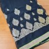 Sari indiano de crepe de seda preto e dourado bordado