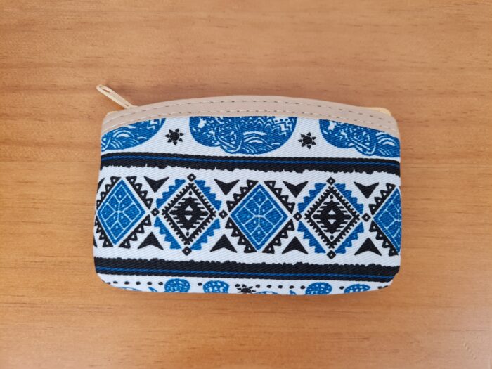 Bolsinha carteira estruturada de elefantes branco e azul 12x8cm
