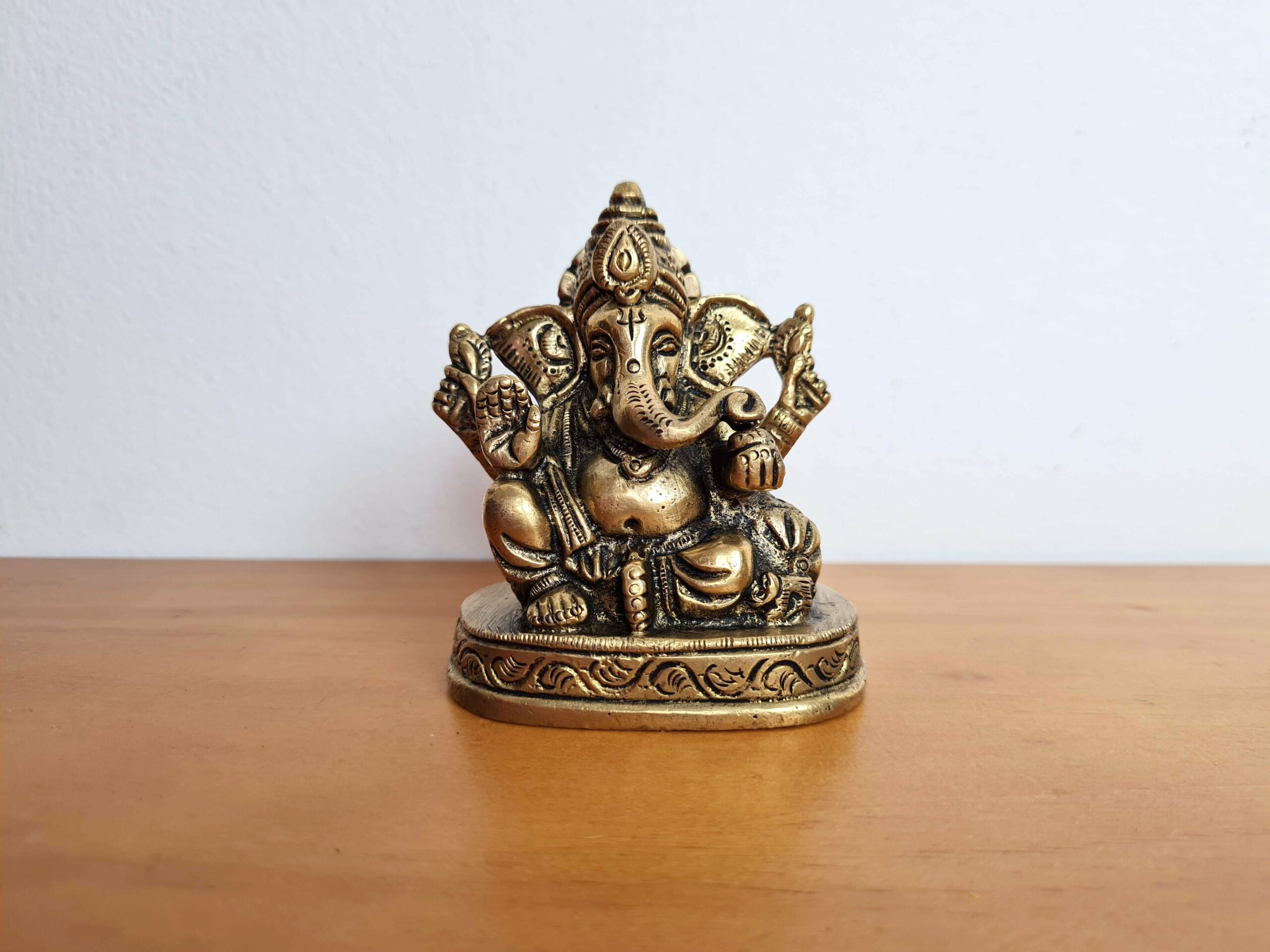 Estátua de Ganesha, finamente produzida na Índia, em metal brass