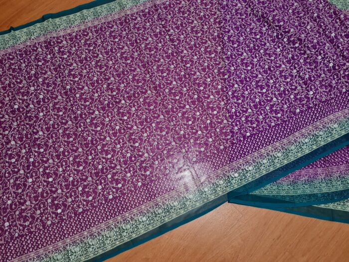 Sari indiano com estampa de arabescos Tie Dye fucsia e verde