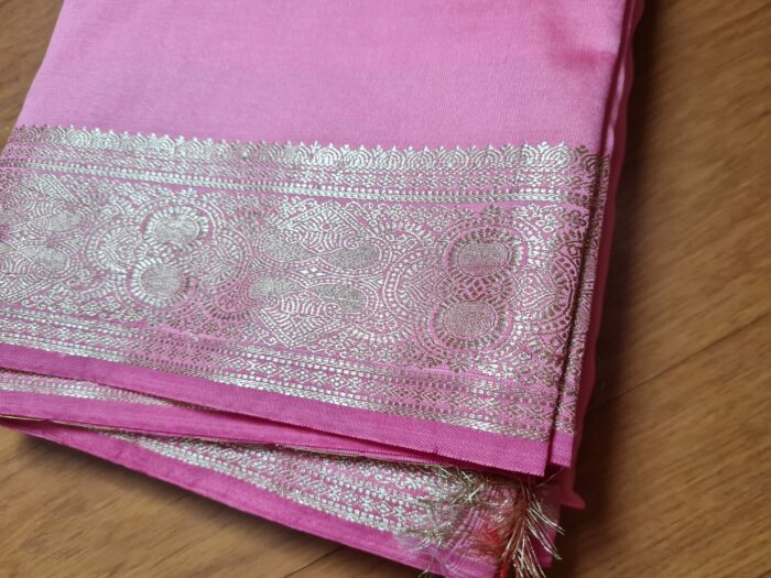Sari indiano algodão com viscose liso rosa com barra de Jacquard dourado