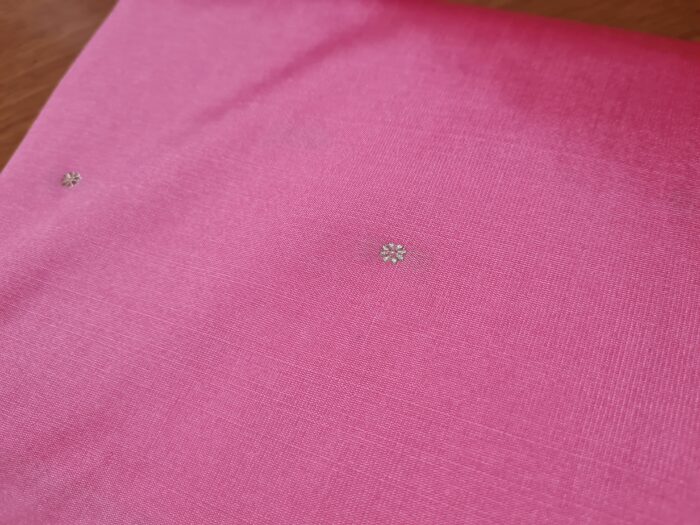 Sari indiano algodão com viscose liso rosa com barra de Jacquard dourado
