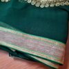 Sari indiano de crepe de seda verde e dourado bordado