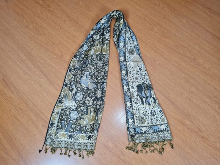 Lenço indiano dupla face clássico estampa de elefantes marrom e creme