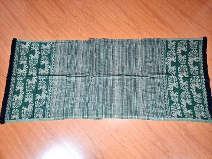 Pashimina indiana estampa de elefantes verde e bege