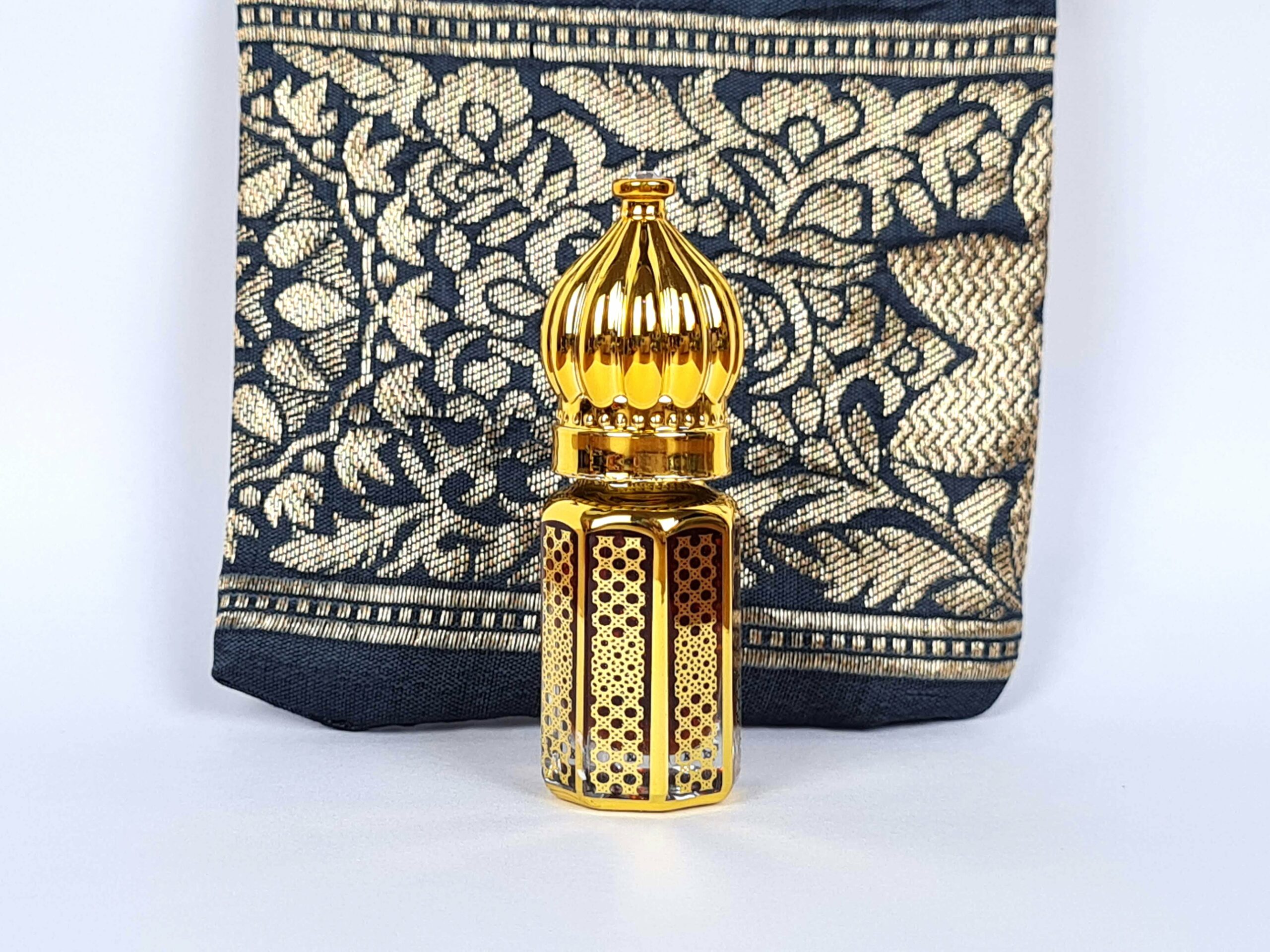 Perfume indiano natural e artesanal da Jain Perfumers aroma Patchouli 4ml