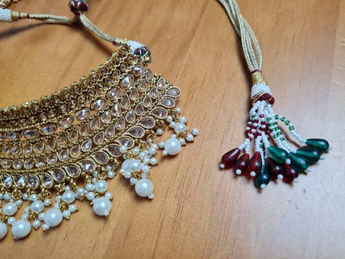 Conjunto completo de semi joia clássica indiana Gold
