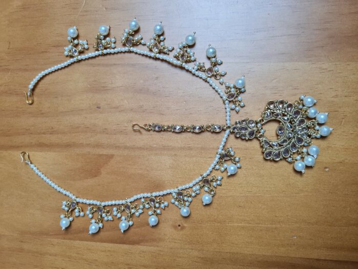 Conjunto completo de semi joia clássica indiana Gold