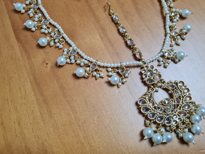 Conjunto completo de semi joia clássica indiana Gold