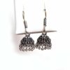 Brinco indiano Jhumka prateado design balaústres com guizos II