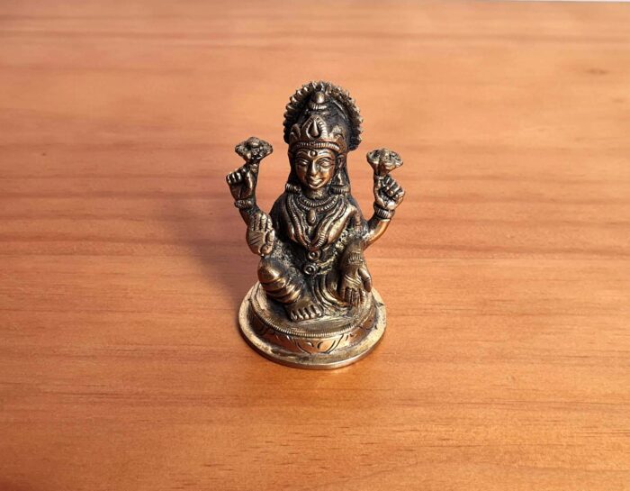 Lakshmi estatueta indiana de metal brass 7cm