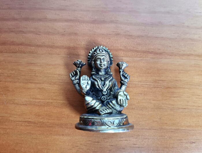 Lakshmi estatueta indiana de metal brass 7cm