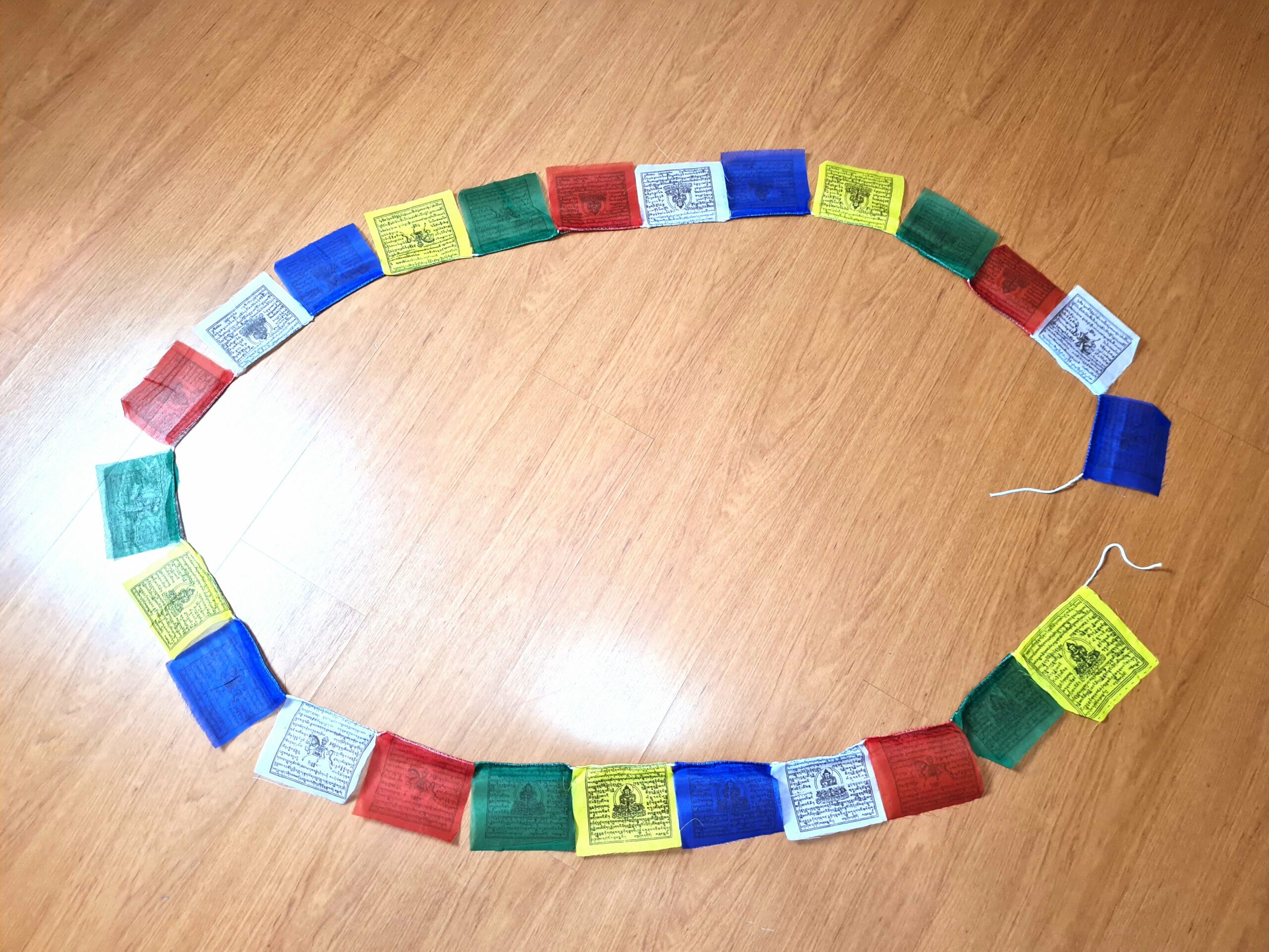 Bandeiras tibetanas clássicas cordão com 25 unidades