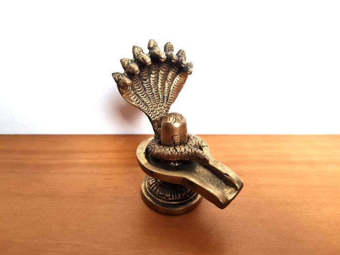 Shiva Lingam Com Cobra De 5 Cabeças, para Puja