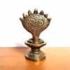 Shiva Lingam com cobra de 5 cabeças objeto de adoração ao Senhor Shiva