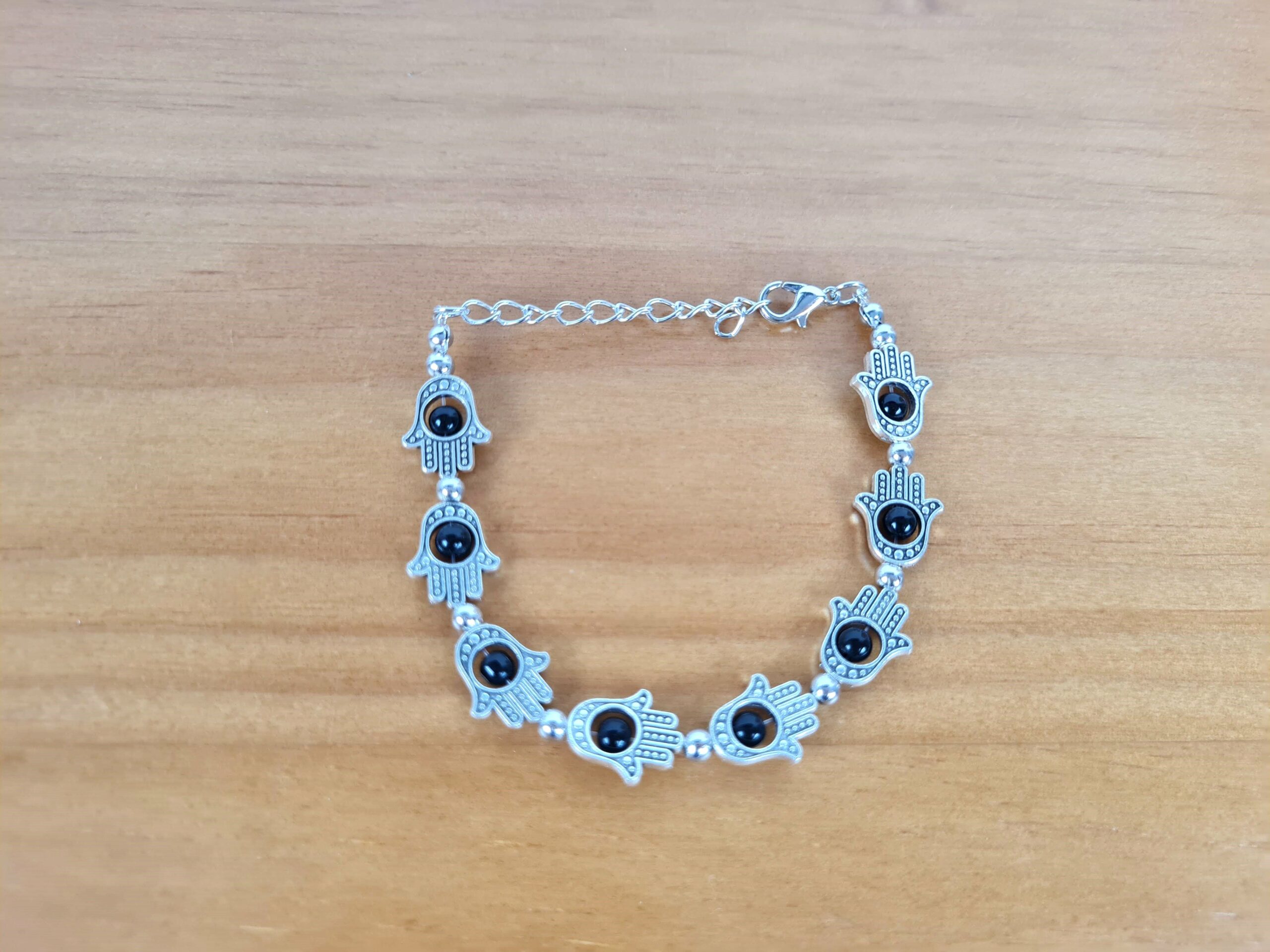 Pulseira de prata alemã de Hamsá com berloques pretos