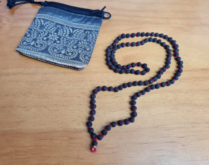 Rudraksha Black rara, japamala de 108 sementes com 5mm