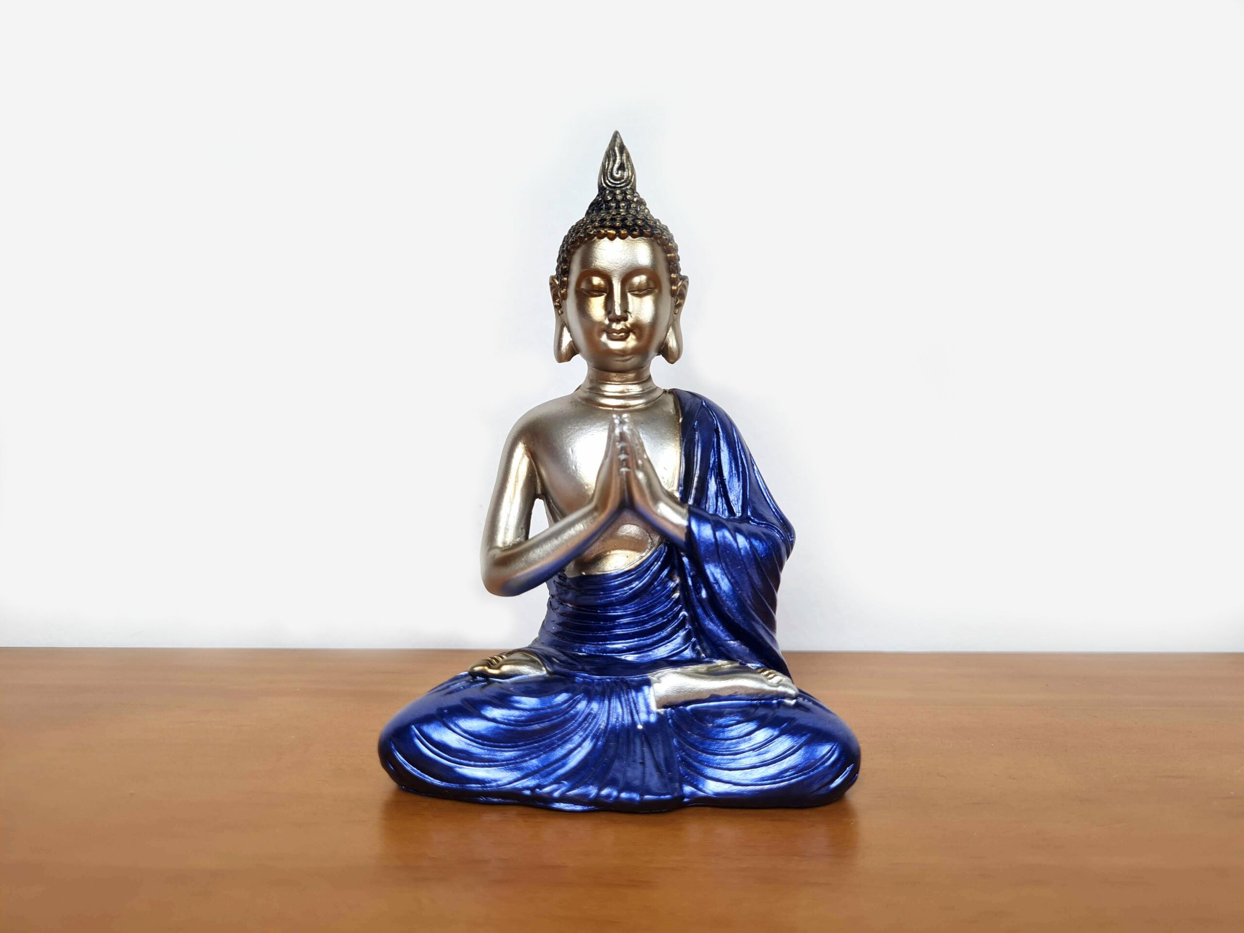 Estátua mini de Buda dourado e azul em lótus 12cm