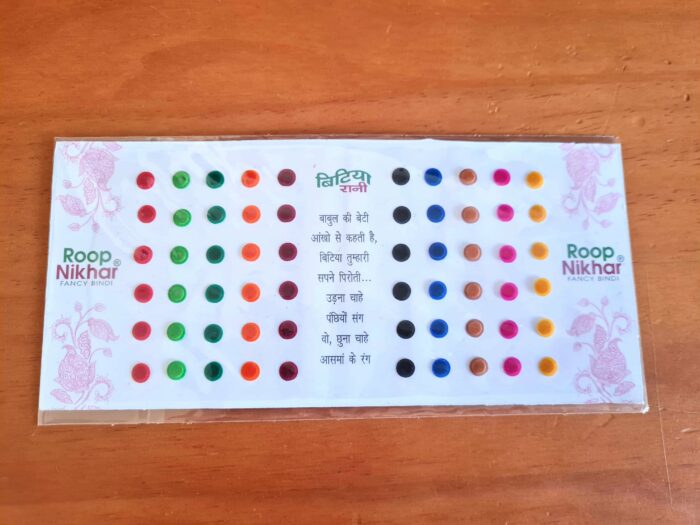 Bindi indiano super cartela color com adesivos para colar entre as sombrancelhas